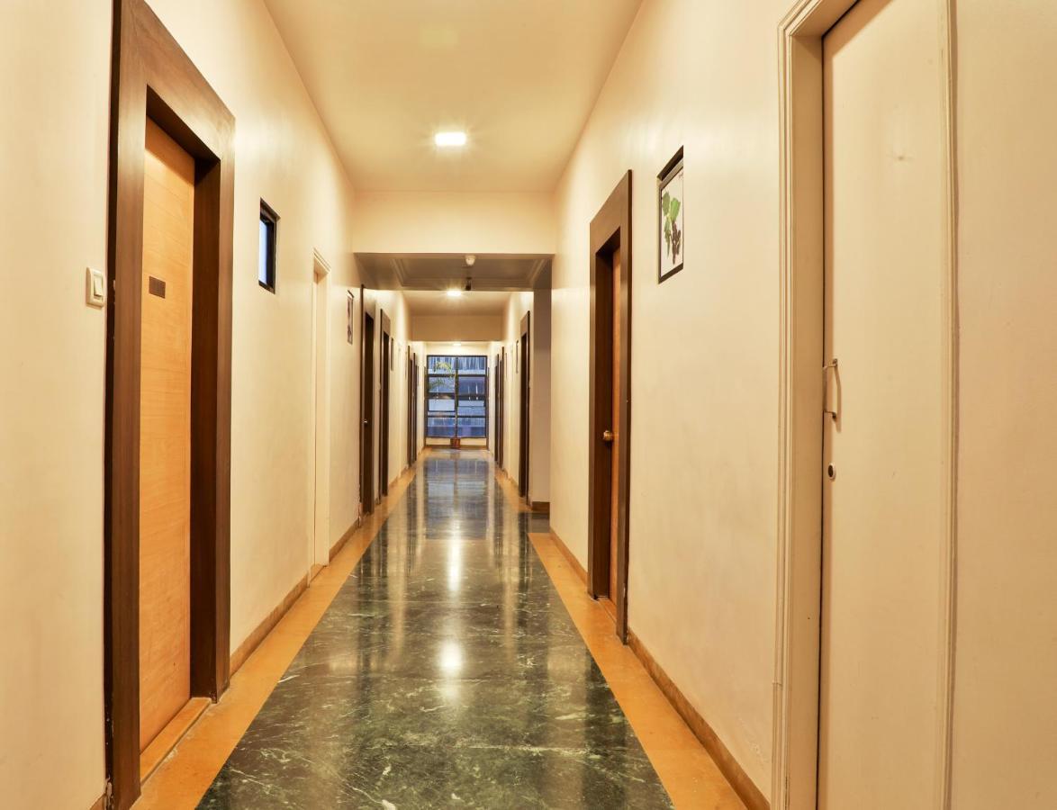 Saish Hotel Shirdi Zewnętrze zdjęcie