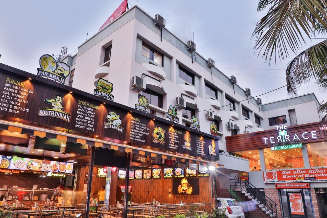 Saish Hotel Shirdi Zewnętrze zdjęcie