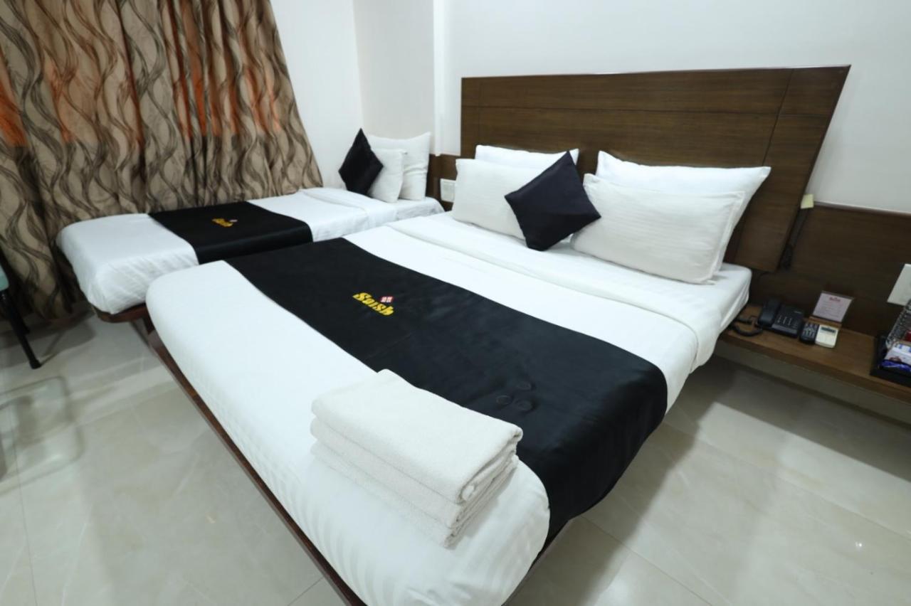 Saish Hotel Shirdi Zewnętrze zdjęcie