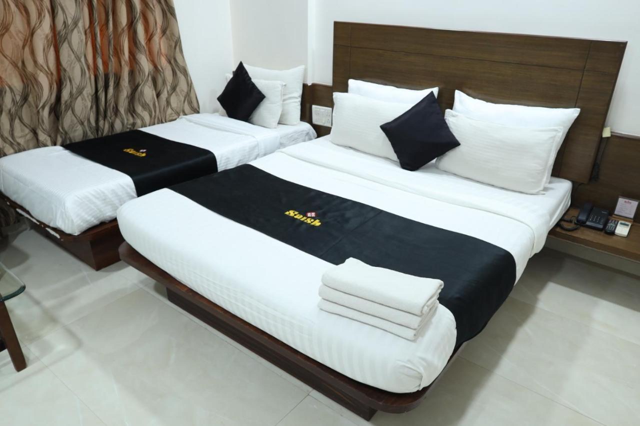 Saish Hotel Shirdi Zewnętrze zdjęcie