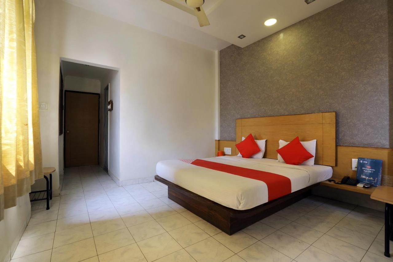 Saish Hotel Shirdi Zewnętrze zdjęcie