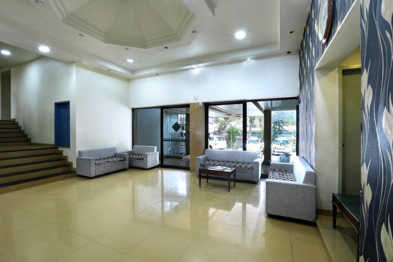 Saish Hotel Shirdi Zewnętrze zdjęcie